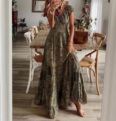 Women's Boho Floral Maxi Dress, V Neck Summer Dress, Flowy Vacation Party Outfit