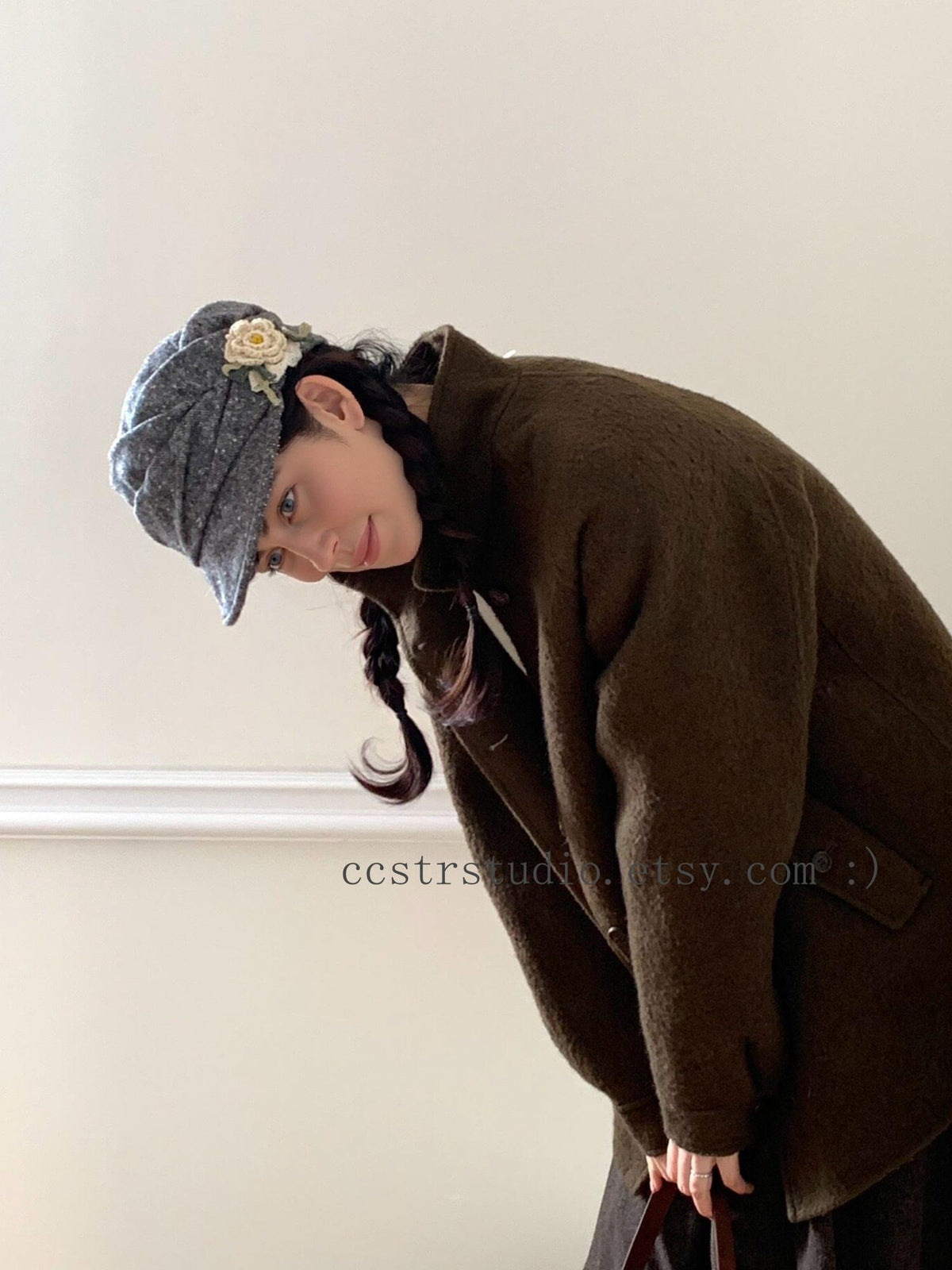 Gray Wool Newsboy Cap, Floral Appliqué, Adjustable Winter Hat