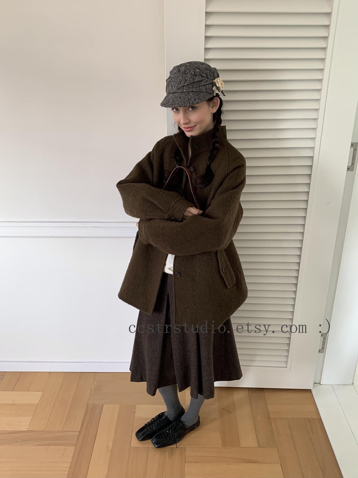 Gray Wool Newsboy Cap, Floral Appliqué, Adjustable Winter Hat