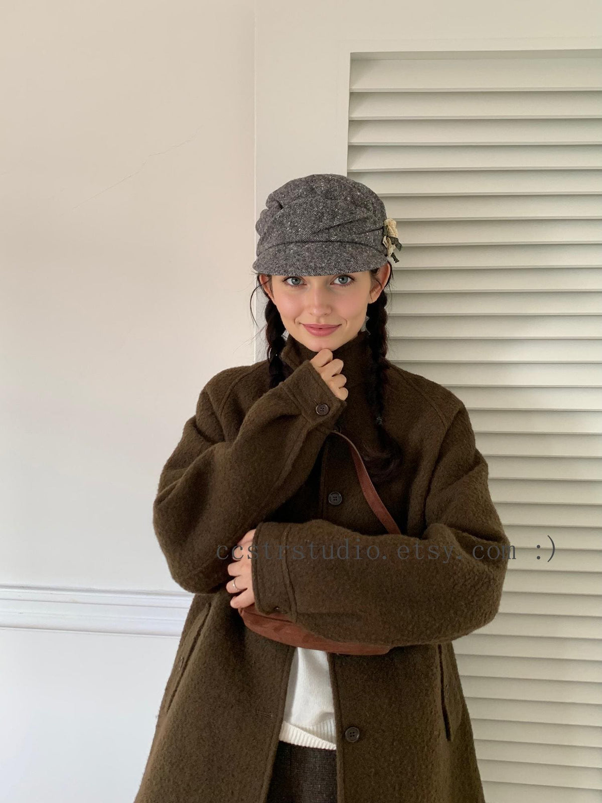 Gray Wool Newsboy Cap, Floral Appliqué, Adjustable Winter Hat